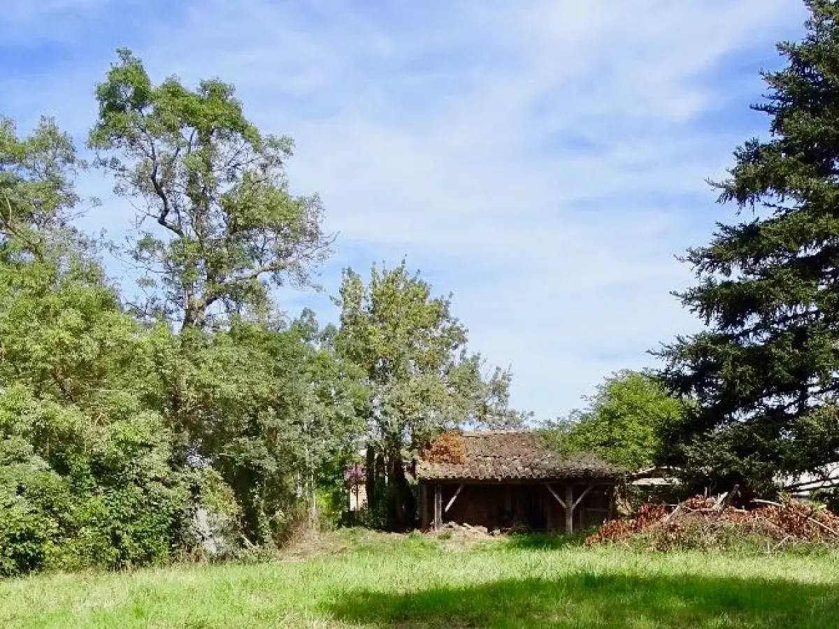 Terreno en Levignac, France 2370 m² No. 114152