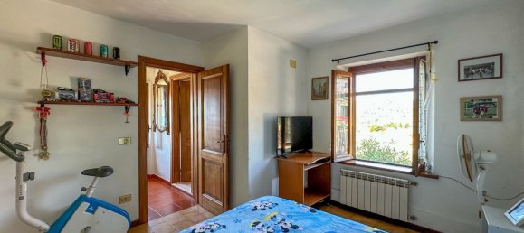 5 rooms House in Massarosa, Italy No. 267637 10
