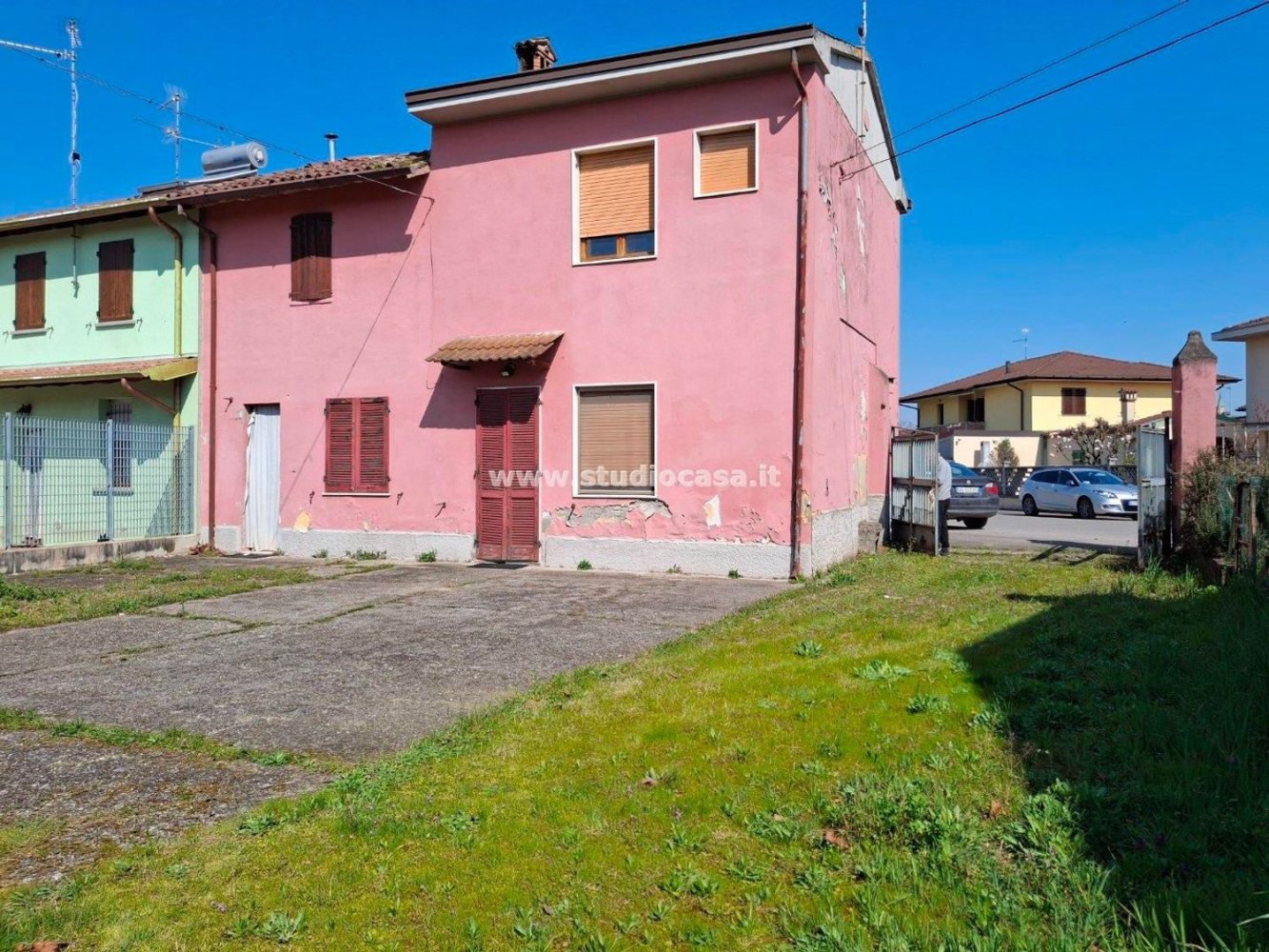 4 rooms House in Genivolta, Italy No. 5608