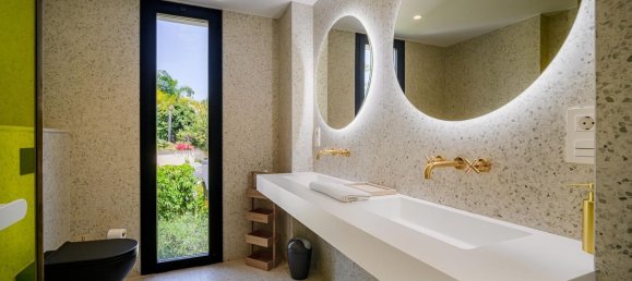 Villa de 4 dormitorios en Marbella, Spain No. 96507 18