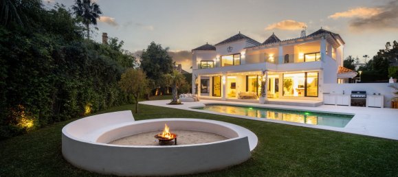 Villa de 4 dormitorios en Marbella, Spain No. 96507 83