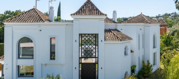 Villa de 4 dormitorios en Marbella, Spain No. 96507 11