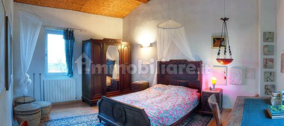 4 Schlafzimmer Haus in Castiglione del Lago, Italy, Nr. 129177 19