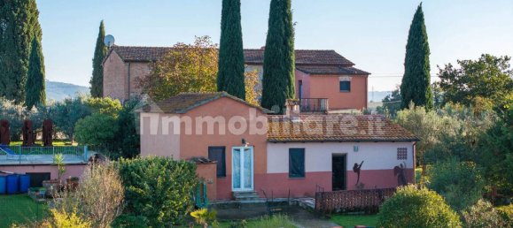 4 Schlafzimmer Haus in Castiglione del Lago, Italy, Nr. 129177 3