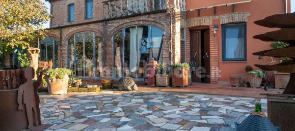 4 Schlafzimmer Haus in Castiglione del Lago, Italy, Nr. 129177 8