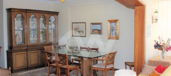 3 bedrooms Apartment in Lisbon, Portugal No. 69179 3