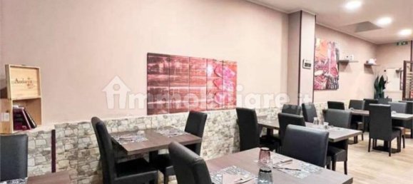 Propiedad comercial de 2 habitaciónes en Cagliari, Italy No. 64397 2