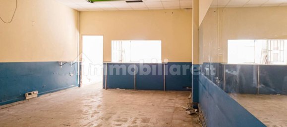 2-Zimmer Gewerbliche Immobilie in Turin, Italy, Nr. 64428 6