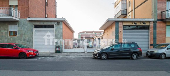 2-Zimmer Gewerbliche Immobilie in Turin, Italy, Nr. 64428 4