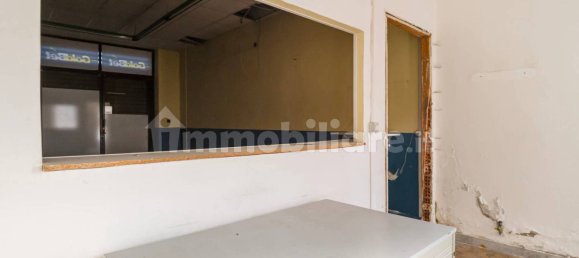 2-Zimmer Gewerbliche Immobilie in Turin, Italy, Nr. 64428 14