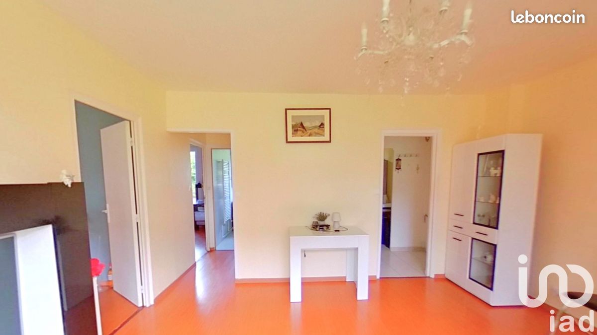 2 Schlafzimmer Wohnung in La Chapelle-Saint-Luc, France, Nr. 56913