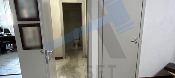 Armazém em Varese, Italy 2692 m² N.º 98186 49