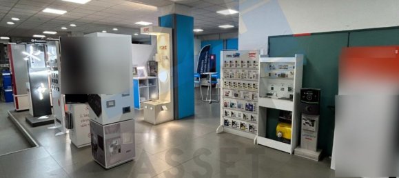 Armazém em Varese, Italy 2692 m² N.º 98186 12