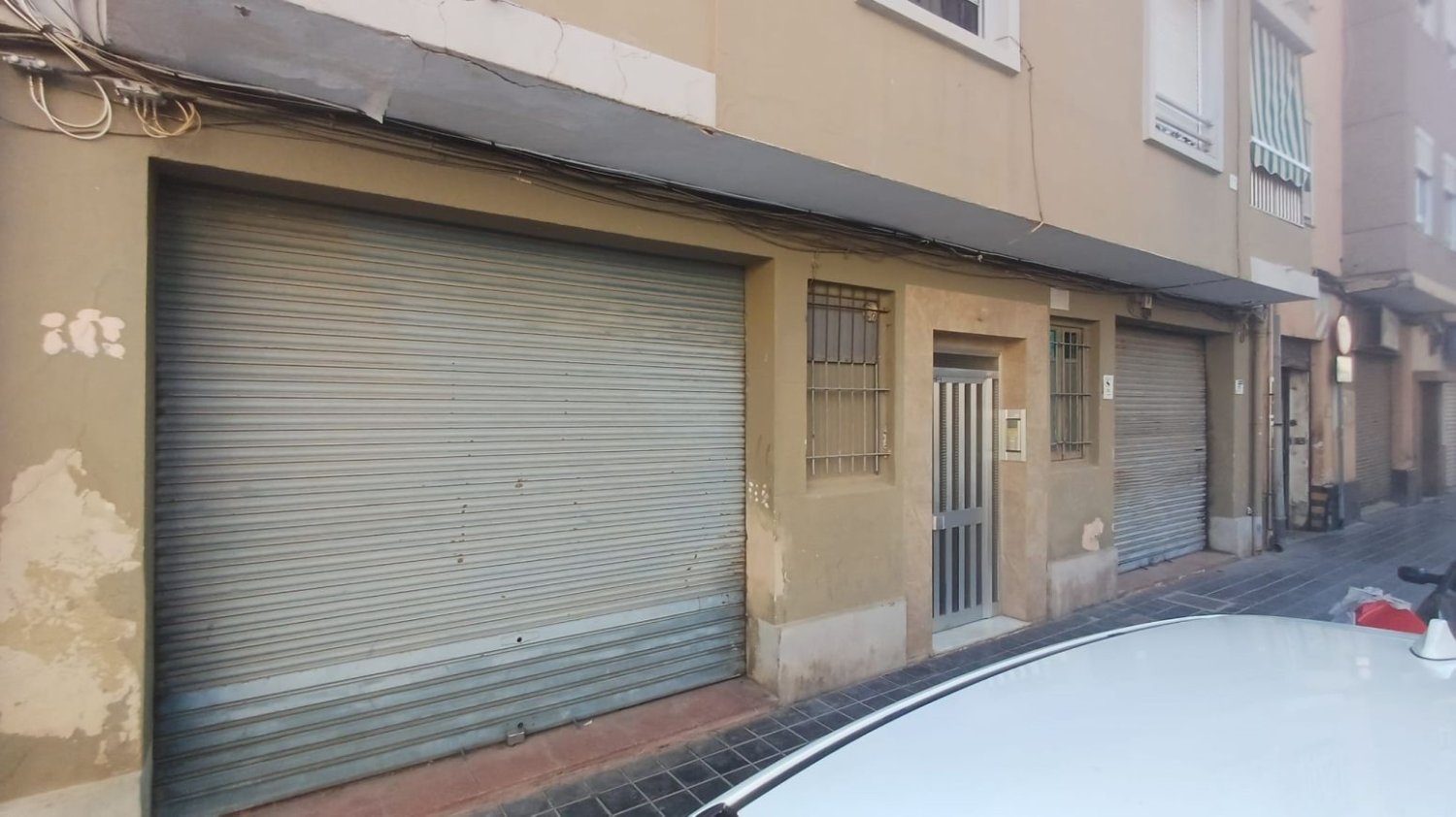 242m² Commercial property in Valencia, Spain No. 259321