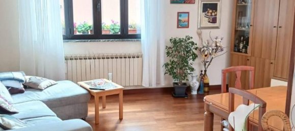 5 rooms Apartment in Gorizia, Italy No. 26093 5