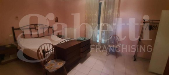 Casa de 14 divisões em Teano, Italy N.º 134521 8