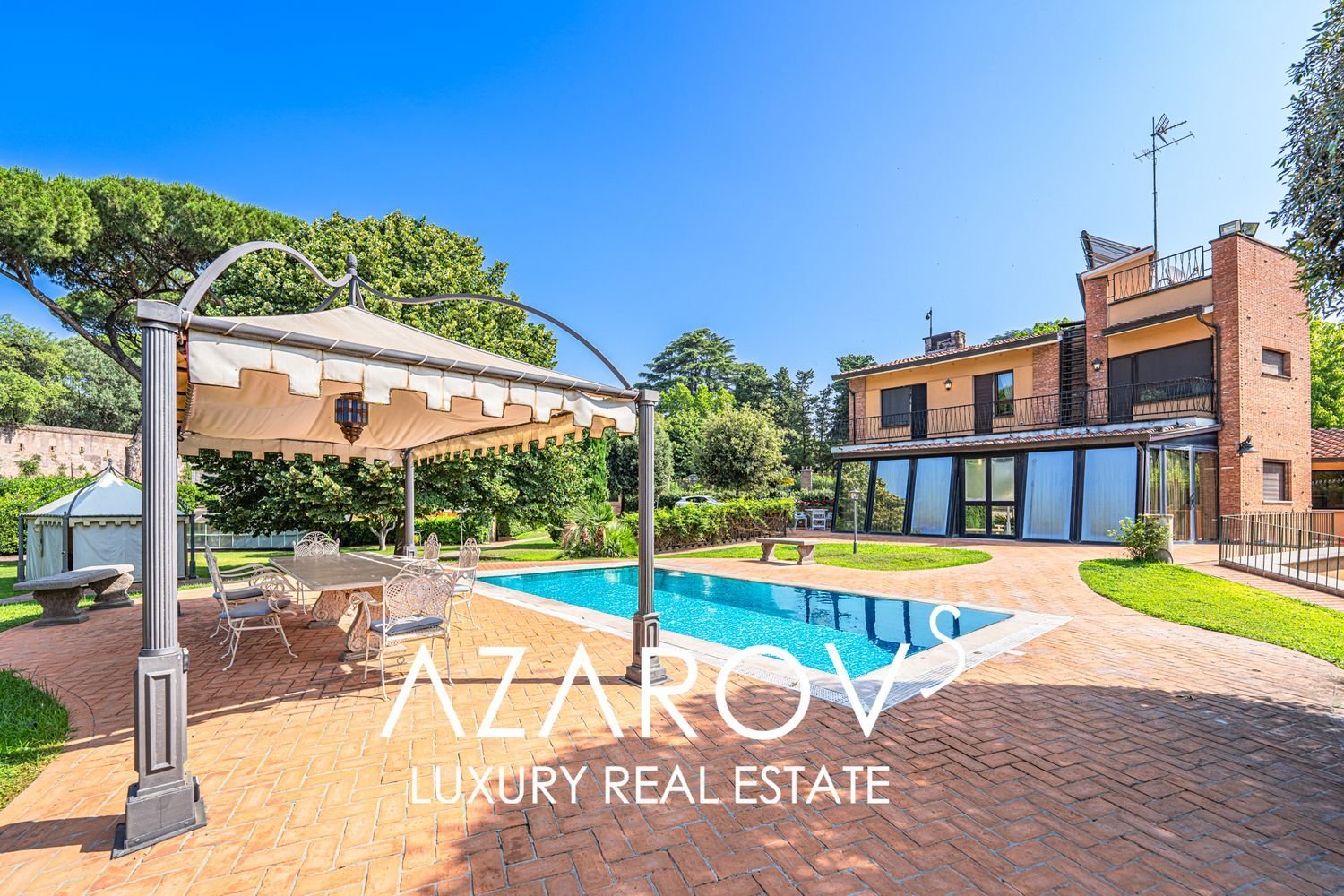 10 bedrooms Villa in Rome, Italy No. 343839