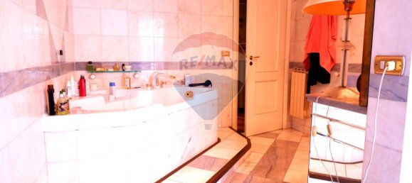 3 bedrooms Apartment in Caserta, Italy No. 273005 10