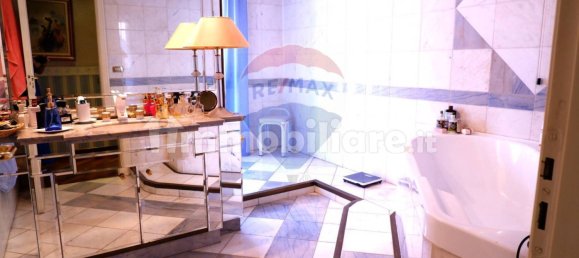 3 bedrooms Apartment in Caserta, Italy No. 273005 8