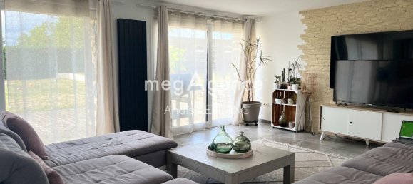 Casa de 4 dormitorios en Martigne-sur-Mayenne, France No. 360584 4