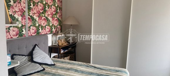 6 rooms Apartment in Santena, Italy No. 305151 4