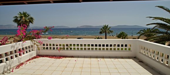 5 bedrooms Villa in Argolis, Greece No. 6674 18