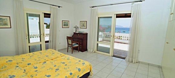 5 bedrooms Villa in Argolis, Greece No. 6674 16