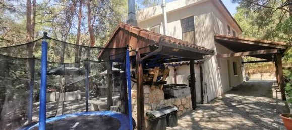 4 Schlafzimmer Haus in Moniatis, Cyprus, Nr. 13711 8