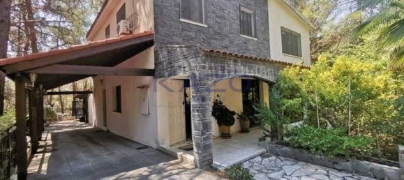 4 Schlafzimmer Haus in Moniatis, Cyprus, Nr. 13711 12