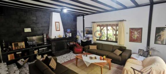 4 Schlafzimmer Haus in Moniatis, Cyprus, Nr. 13711 2