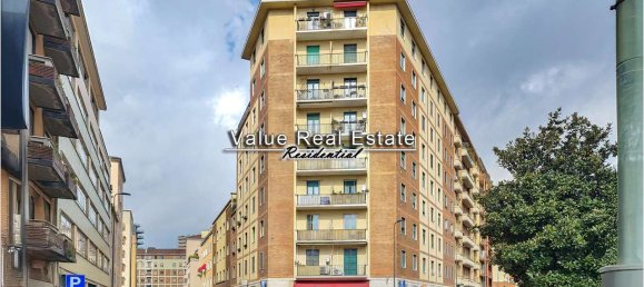 3 rooms Apartment in Milan, Italy No. 249836 20