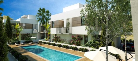 4 bedrooms Villa in Limassol, Cyprus No. 12621 10