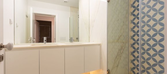 2 bedrooms Apartment in Lisbon, Portugal No. 190018 13