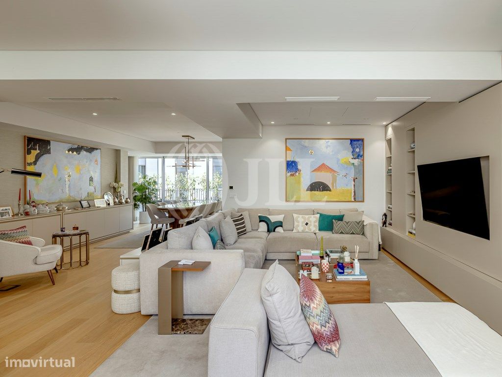 4 bedrooms Penthouse in Lisbon, Portugal No. 281712