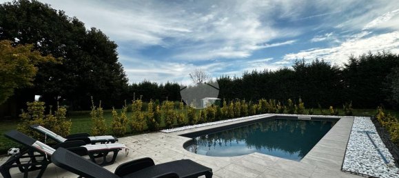 Grundstück in Bussero, Italy 1000m², Nr. 329600 2