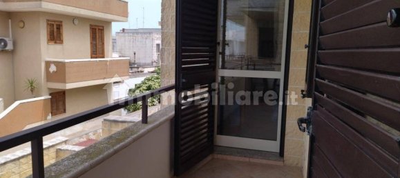 Квартира с 2 спальнями в Melendugno, Италия № 237944 54