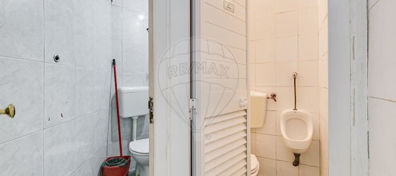 Almacén en Amadora, Portugal 123 m² No. 67796 9