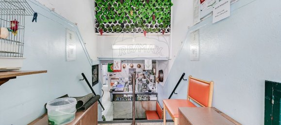 Almacén en Amadora, Portugal 123 m² No. 67796 2