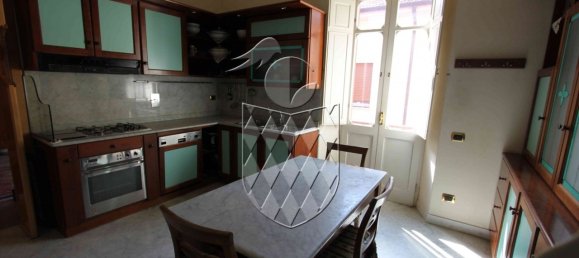 4 bedrooms Apartment in Sarzana, Italy No. 221495 22