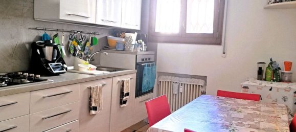 4 bedrooms Apartment in Pianoro, Italy No. 362379 4