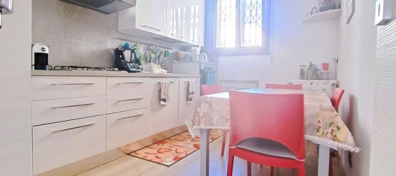 4 bedrooms Apartment in Pianoro, Italy No. 362379 6