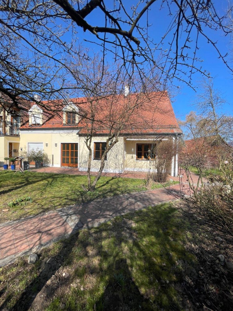 Moradia em banda T5 em Pfaffenhofen an der Ilm, Germany N.º 145606