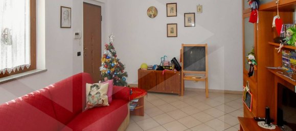 4-Zimmer Haus in Busto Garolfo, Italy, Nr. 29881 6