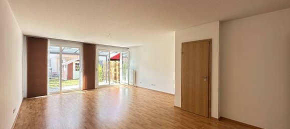 5 rooms Townhouse in Roth, Germany No. 322341 3