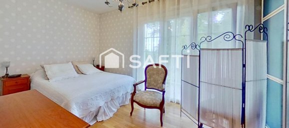 4 bedrooms House in Pange, France No. 236055 15