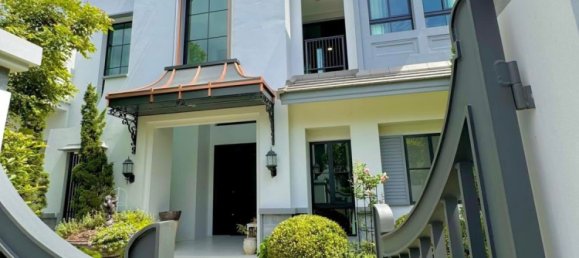 Дом с 5 спальнями в Сапхансунг, Таиланд № 68281 2