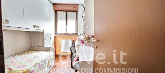Apartamento de 2 dormitorios en Sesto San Giovanni, Italy No. 341940 18