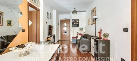 Apartamento de 2 dormitorios en Sesto San Giovanni, Italy No. 341940 5