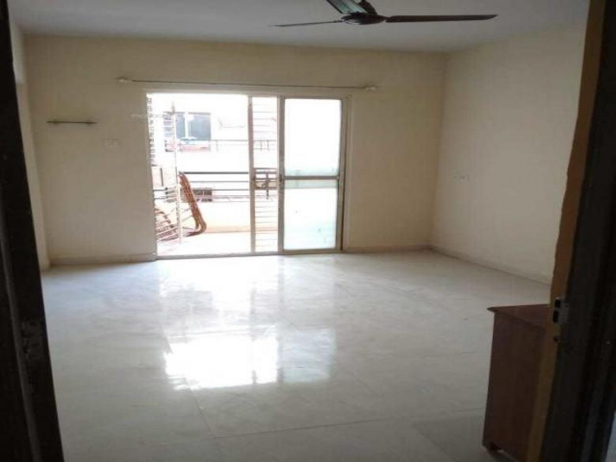 Estudio en Pune, India No. 27481