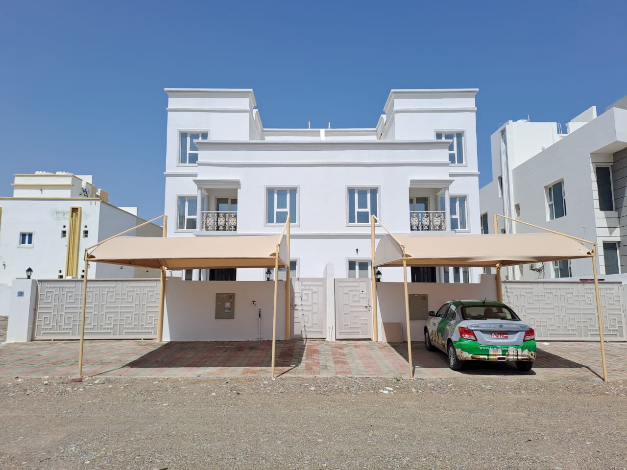 8 bedrooms Villa in Muscat, Oman No. 1403